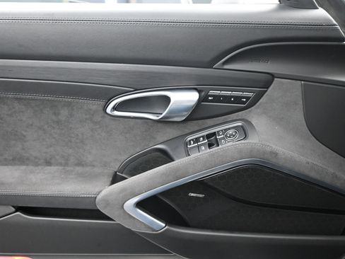 Certified 2017 Porsche 911 Carrera GTS image 14