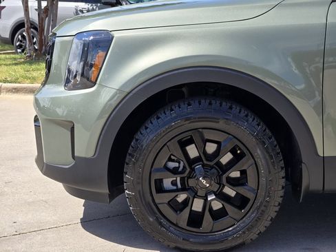 Used 2024 Kia Telluride SX Prestige X-Pro AWD/4WD image 17