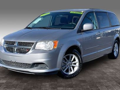 Used 2016 Dodge Grand Caravan SXT w/ Rear Park Assist Package