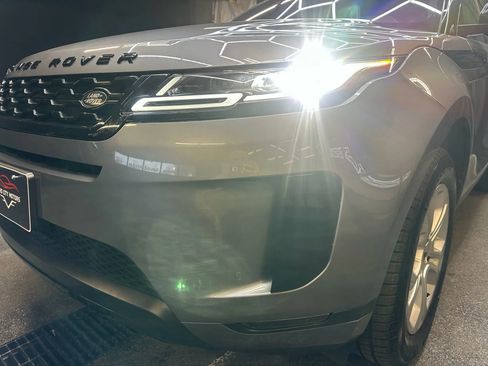 Used 2020 Land Rover Range Rover Evoque S image 36