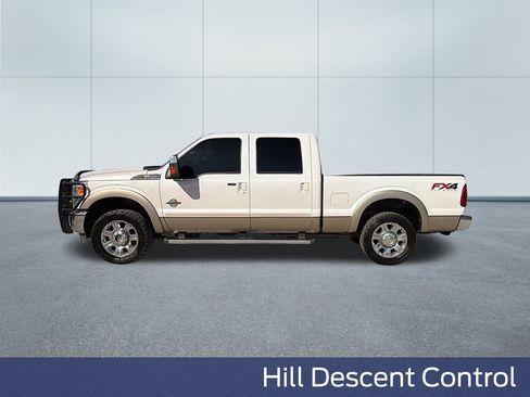 Used 2013 Ford F250 Lariat w/ Chrome Pkg image 13