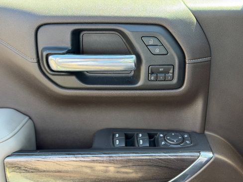 Used 2021 Chevrolet Silverado 1500 LTZ w/ LTZ Premium Package AWD/4WD image 16