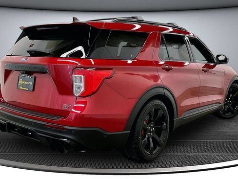 Used 2021 Ford Explorer ST w/ Equipment Group 401A AWD/4WD image 6