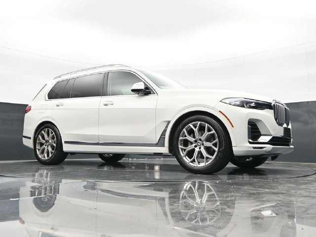 Used 2021 BMW X7 xDrive40i w/ Parking Assistance Package AWD/4WD image 48