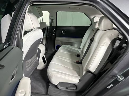 Used 2024 Hyundai Ioniq 5 Limited image 25