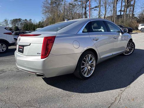Used 2013 Cadillac XTS Platinum image 3