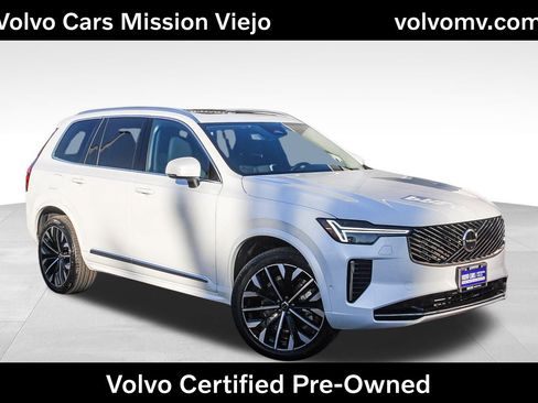 Used 2025 Volvo XC90 B5 Plus image 1
