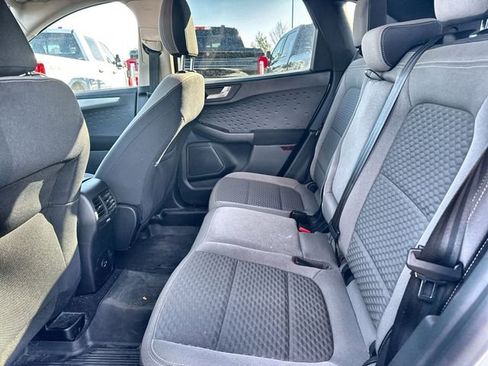 Used 2020 Ford Escape SE image 21