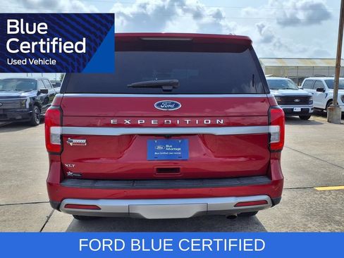Certified 2022 Ford Expedition XLT RWD image 5