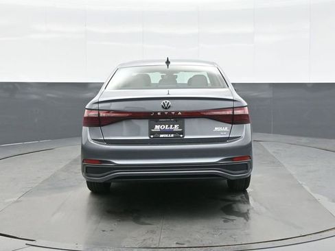 New 2026 Volkswagen Jetta SE image 5