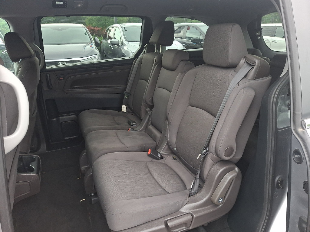 Used 2023 Honda Odyssey EX image 10
