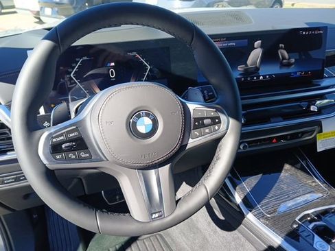 New 2026 BMW X7 xDrive40i image 23