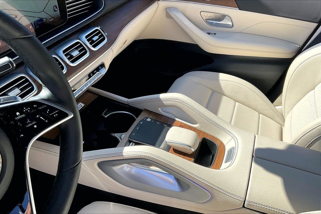 Certified 2025 Mercedes-Benz GLE 450 4MATIC image 12