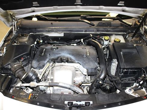 Used 2016 Buick Regal FWD image 38