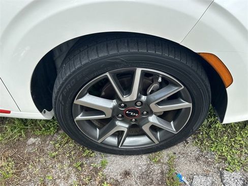 Certified 2022 Kia Soul GT-Line image 6