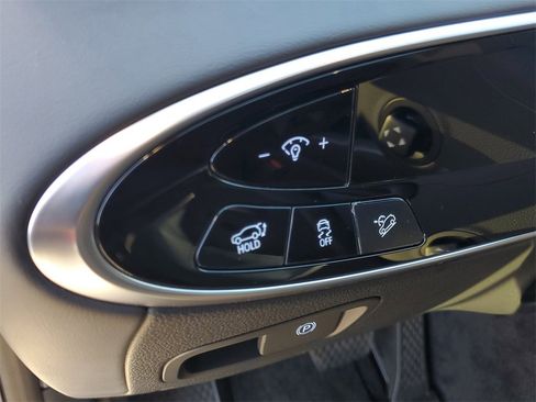 New 2026 Genesis GV70 2.5T Select image 13