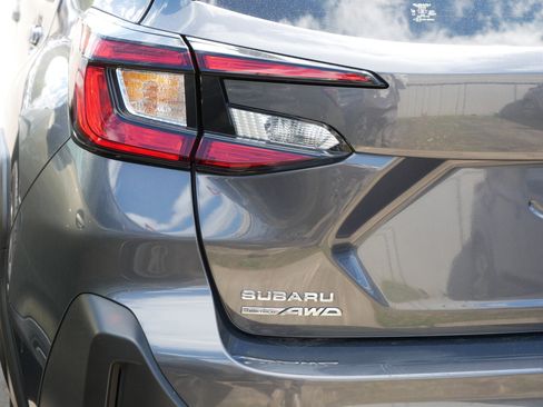 Certified 2025 Subaru Crosstrek 2.0i Premium AWD/4WD image 17