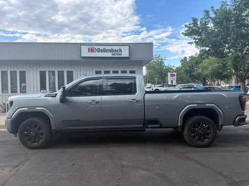 Used 2024 GMC Sierra 2500 AT4 w/ AT4 Premium Plus Package AWD/4WD image 1