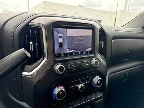 Used 2021 GMC Sierra 2500 Denali w/ Denali Ultimate Package AWD/4WD image 16
