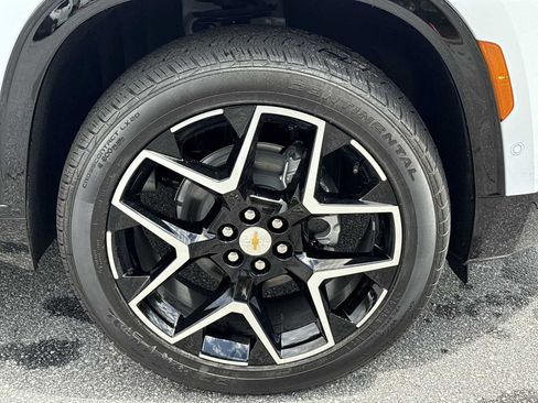 New 2026 Chevrolet Traverse High Country FWD image 33