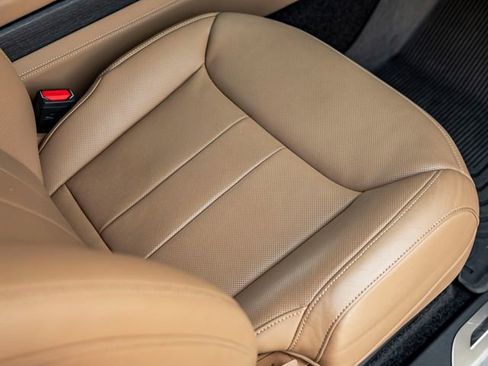 Used 2024 Land Rover Range Rover Autobiography image 33