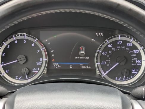 Used 2023 Toyota Highlander XLE FWD image 28