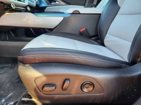 Certified 2024 Chevrolet Equinox EV LT FWD image 27