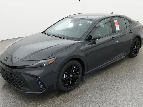 New 2026 Toyota Camry SE FWD image 17