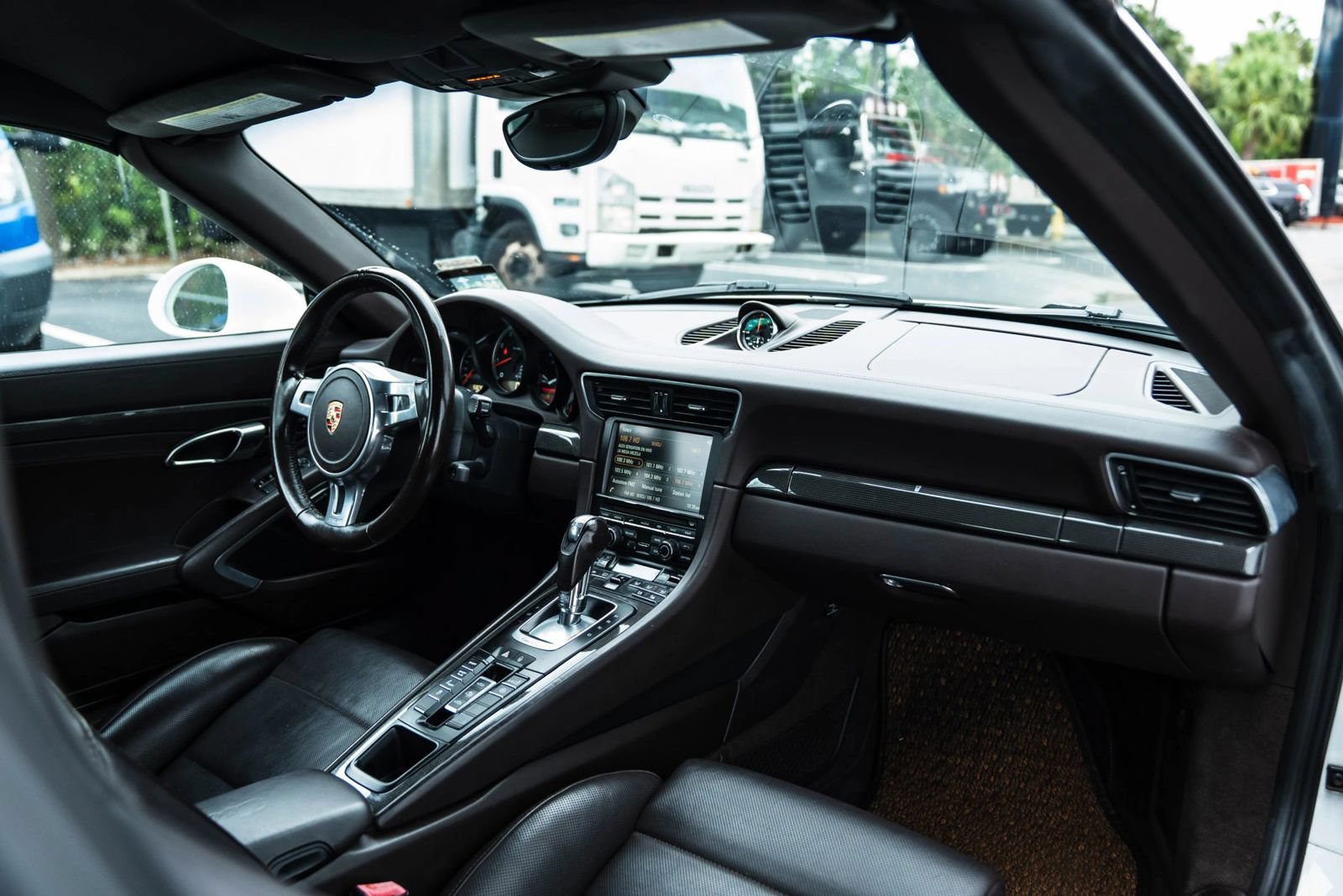 Used 2014 Porsche 911 Turbo S AWD/4WD image 22