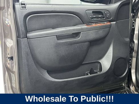 Used 2012 Chevrolet Tahoe LT w/ Luxury Package RWD image 15