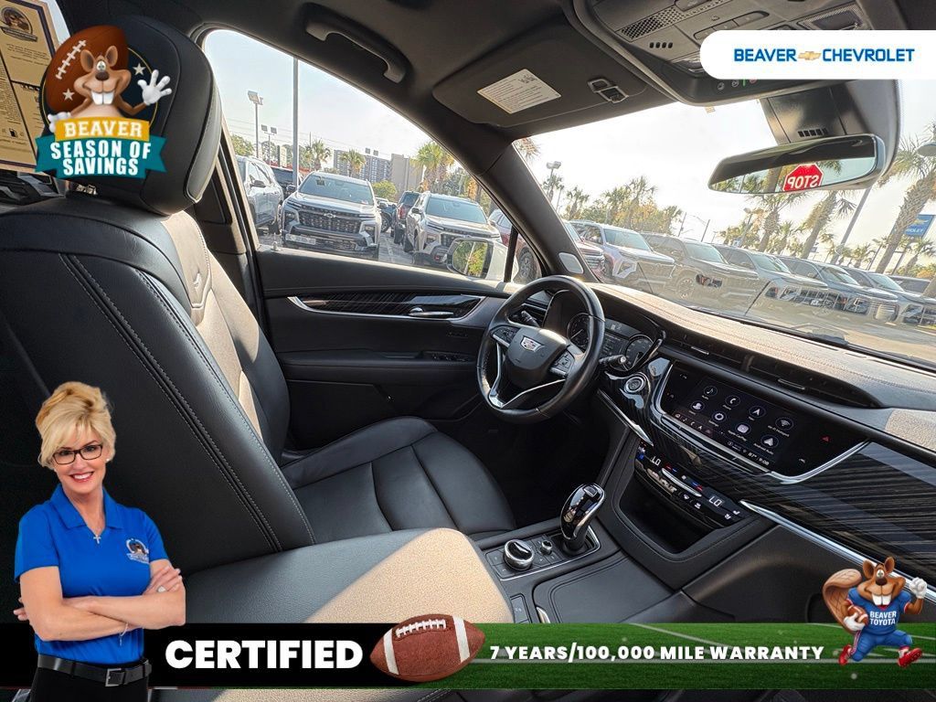 Used 2024 Cadillac XT6 Premium Luxury AWD/4WD image 30