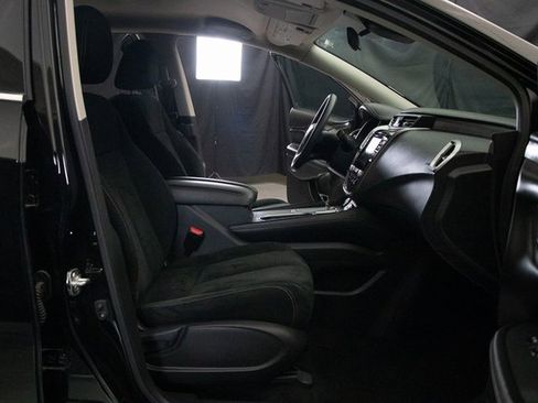 Used 2020 Nissan Murano S w/ Technology Package image 16