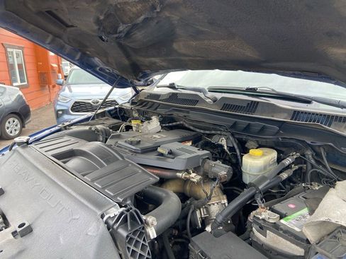 Used 2011 RAM 3500 Laramie w/ Cold Weather Group image 16