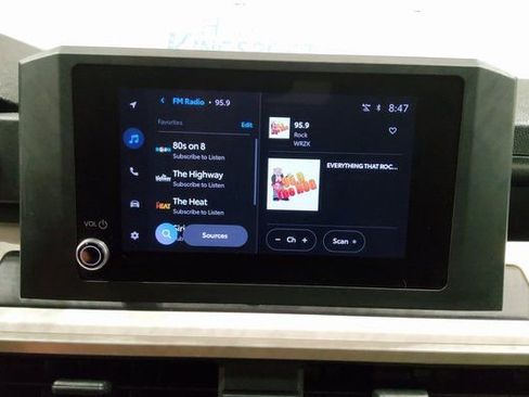 Used 2024 Toyota Tacoma TRD Off-Road image 22