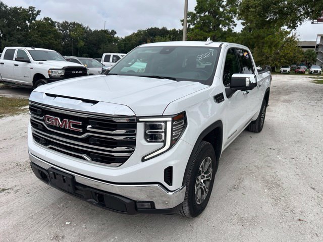 Used 2024 GMC Sierra 1500 SLT AWD/4WD image 2