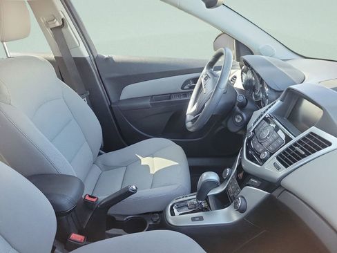 Used 2015 Chevrolet Cruze LT image 1
