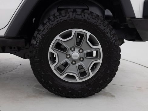 Used 2012 Jeep Wrangler Unlimited Rubicon w/ Connectivity Group AWD/4WD image 20