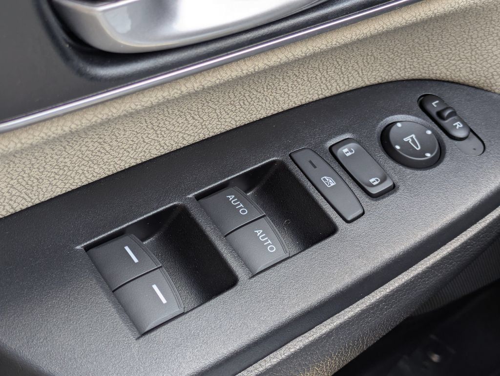 Used 2022 Honda CR-V EX image 23