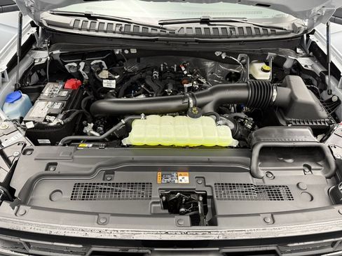 New 2025 Ford Expedition Active image 7