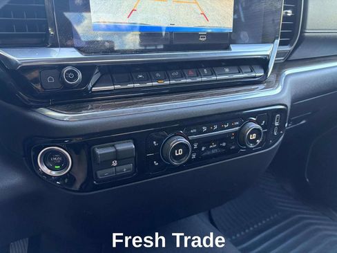 Used 2025 Chevrolet Silverado 1500 LT AWD/4WD image 15