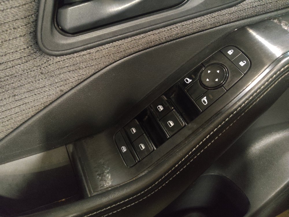 Used 2021 Nissan Rogue S FWD image 27