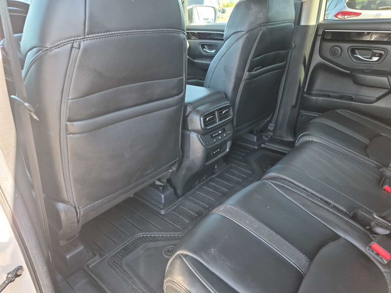 Certified 2024 Honda Pilot EX-L image 17