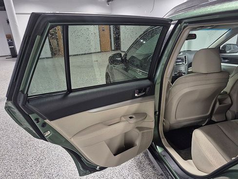 Used 2012 Subaru Outback 3.6R Premium AWD/4WD image 20