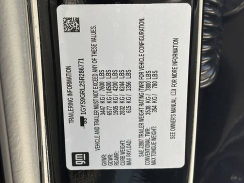 Certified 2025 Cadillac Escalade Sport Platinum w/ LPO, ONYX Package AWD/4WD image 33