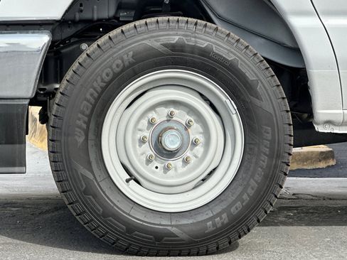 New 2026 Ford E-350 and Econoline 350 Super Duty w/ Power Equipment Group image 23