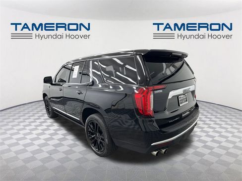 Used 2021 GMC Yukon Denali w/ Denali Premium Package image 3