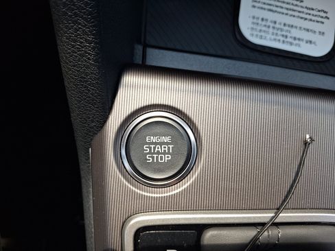 New 2026 Kia Sportage EX AWD/4WD image 13