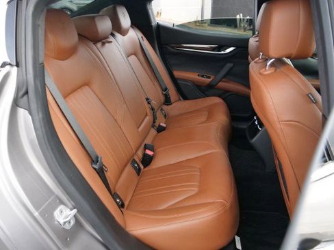 Used 2014 Maserati Ghibli S Q4 image 32