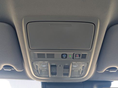 Used 2019 Honda Accord Touring image 26