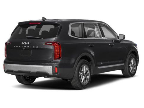 Used 2024 Kia Telluride LX FWD image 2